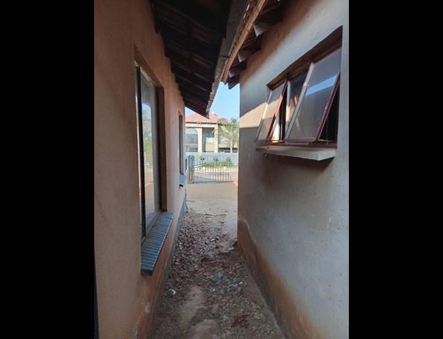 4 BEDROOM HOUSE FOR SALE IN NATURENA